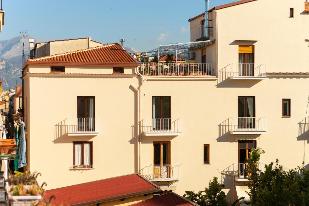 Luxury&Romantic Apartment With Balcony In ソレント エクステリア 写真